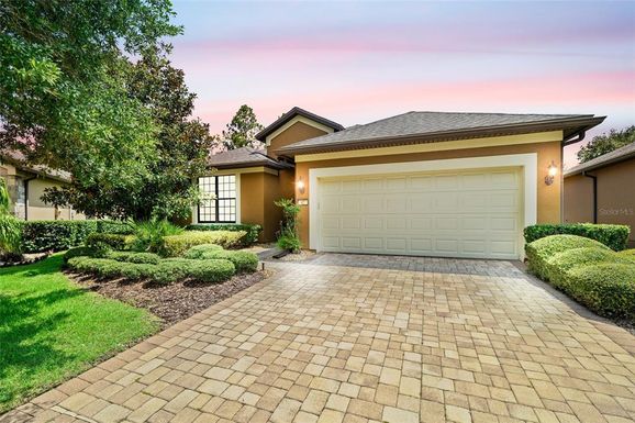 42 ACORN GROVE COURT