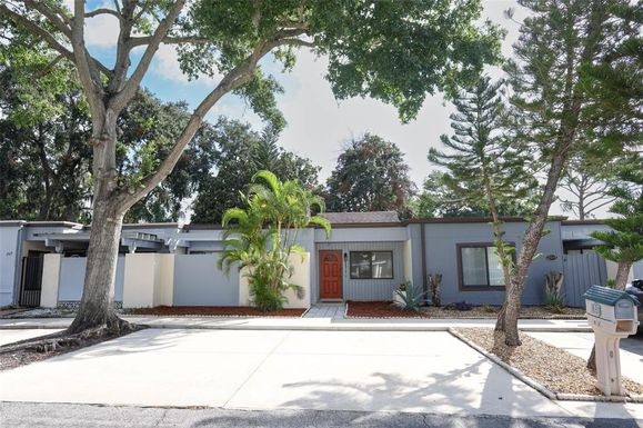 2517 WINDWARD WAY