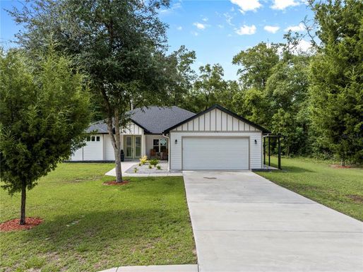174 SW CABOOSE DRIVE