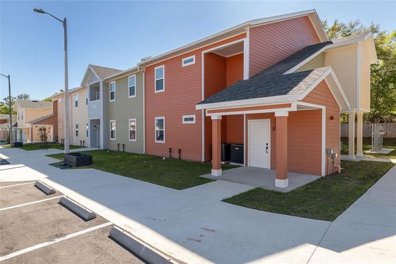 1583 NW 29TH ROAD UNIT 4