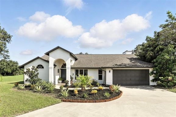 960 FALLS TRAIL