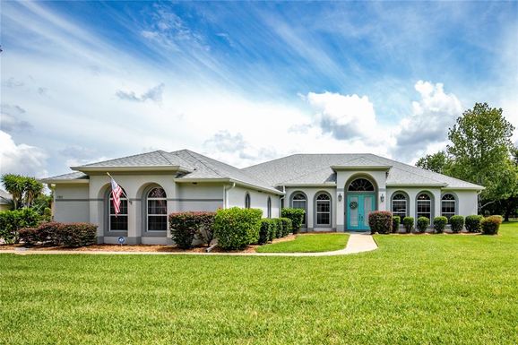 7811 LAUREL VIEW DRIVE