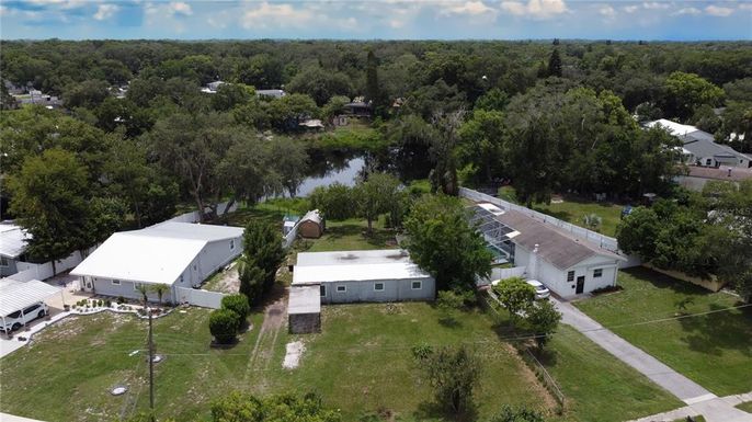 1413 LAKE SHORE DRIVE