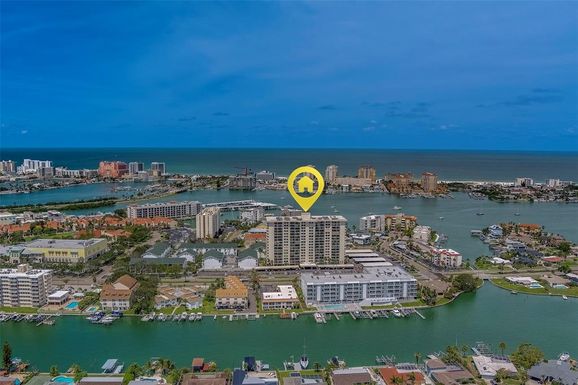 400 ISLAND WAY UNIT 705