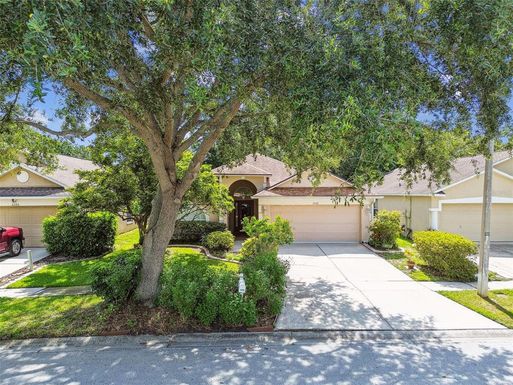 3322 MANOR COVE CIRCLE