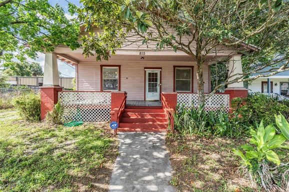 815 E FRIERSON AVENUE