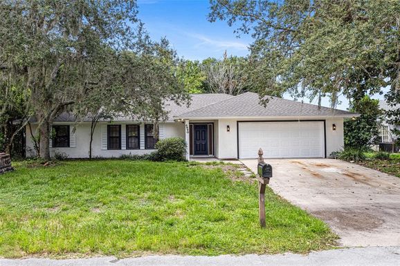 4890 YEW COURT