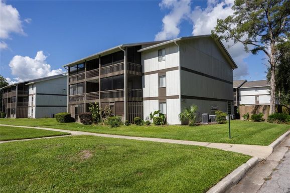 6519 W NEWBERRY ROAD UNIT 1112