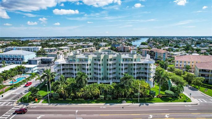 11605 GULF BOULEVARD UNIT 408