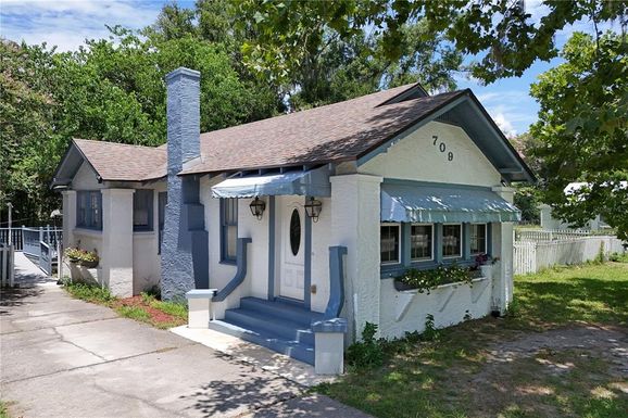 709 DAPHNE AVENUE