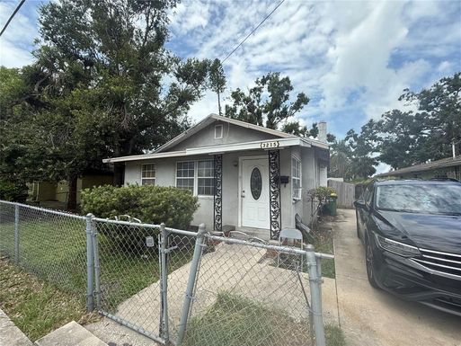 3215 N OSPREY AVENUE