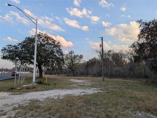 275 S US HIGHWAY 17