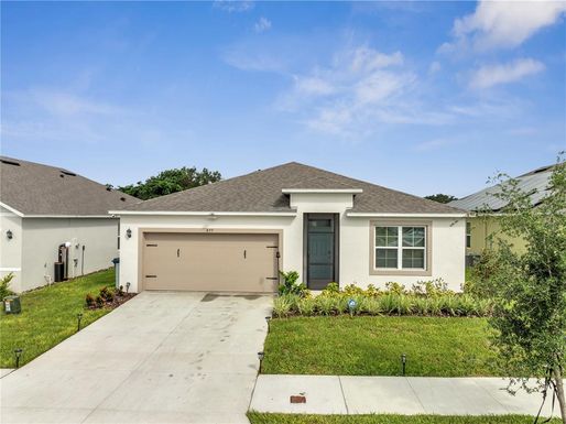 877 AMBLESIDE DR