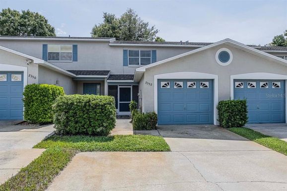 2352 ISLE ROYALE COURT SE