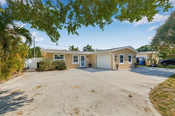 312 TALLAHASSEE DRIVE NE