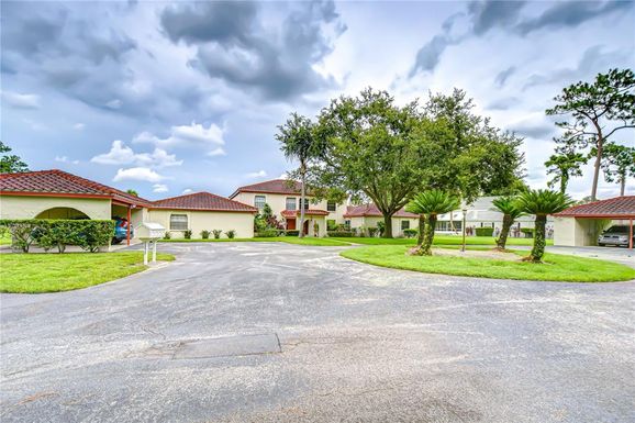 5352 SADDLEBROOK WAY UNIT 4