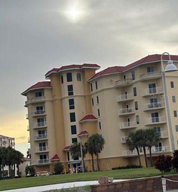 6025 SUN BOULEVARD UNIT 201