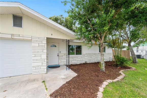 208 66TH STREET COURT E