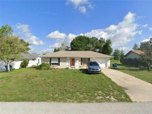 7082 LEXINGTON CIRCLE