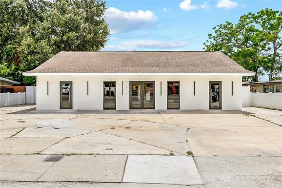 7311 N ARMENIA AVENUE