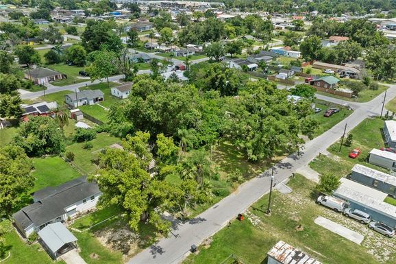 1115 N SWINDELL AVENUE