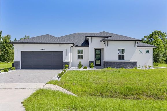 19415 OAKLEAF STREET