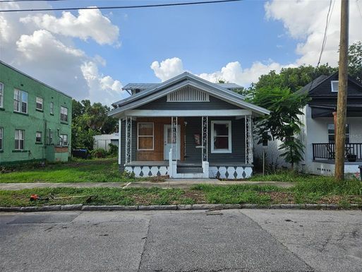 1022 E 15TH AVENUE UNIT 1/2