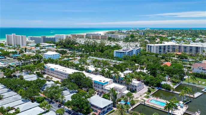 5963 MIDNIGHT PASS ROAD UNIT 332