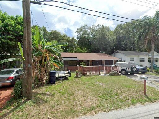 1009 E CRAWFORD STREET