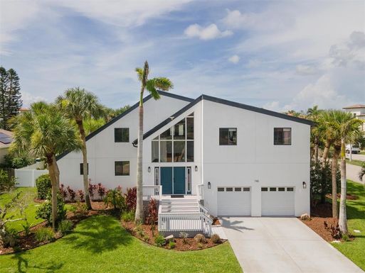 748 NINA DRIVE