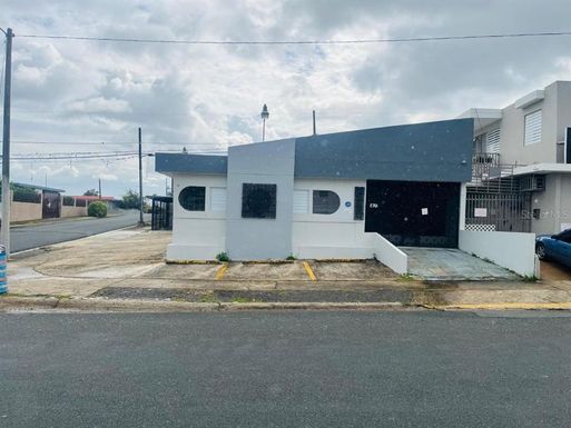 E-18 AVE BETANCES UNIT E-18