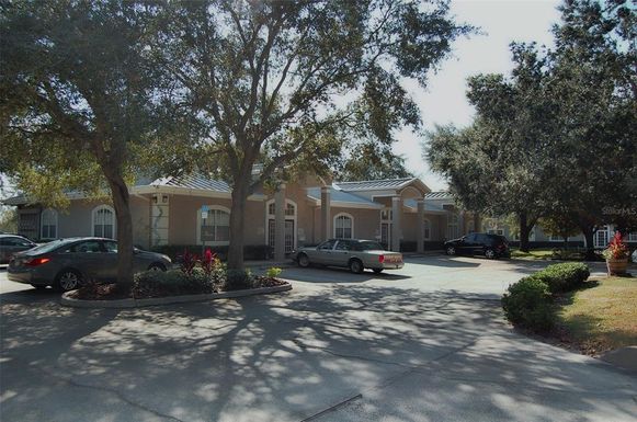 2704 REW CIRCLE UNIT F