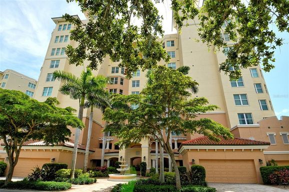 401 N POINT ROAD UNIT 304