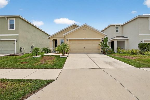 3515 DIAMOND LEAF COURT