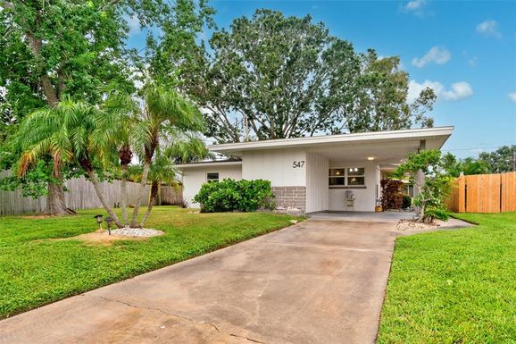 547 TRADE WINDS DRIVE