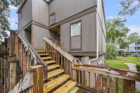 713 SW 75TH STREET UNIT 201