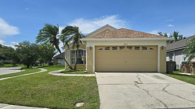 2401 CEDARFIELD LANE