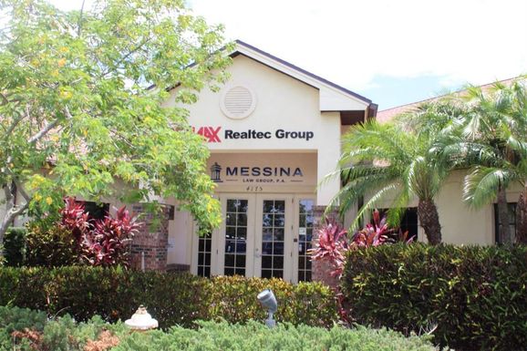 4175 WOODLANDS PARKWAY UNIT 26