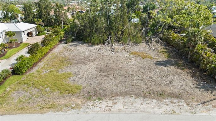 260 GREEN DOLPHIN DRIVE