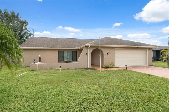 7612 VALLEY COURT