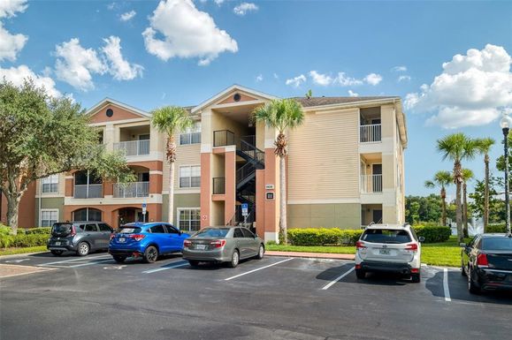 1929 SUMMER CLUB DRIVE UNIT 313