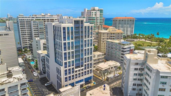 14 CLL DELCASSE CONDADO BLU UNIT 1002