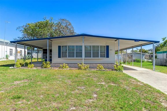 8715 HIGHPOINT BOULEVARD