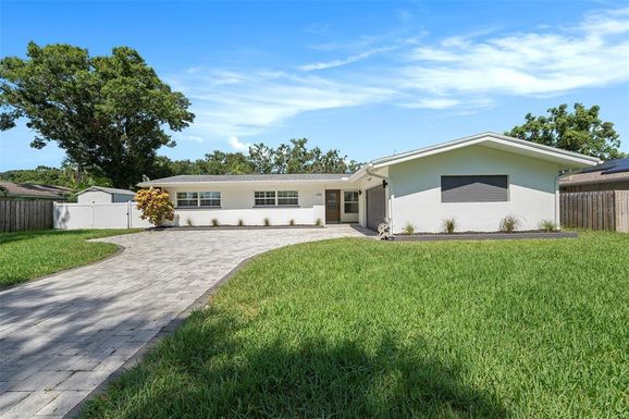 1316 DOROTHY DRIVE