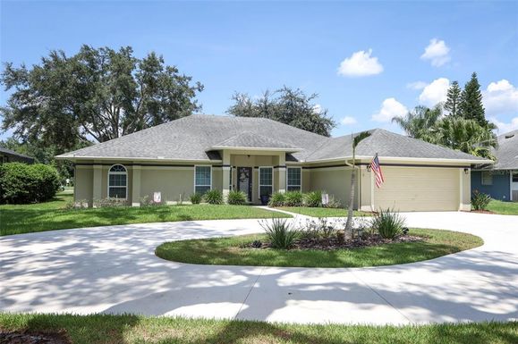 1010 PINEHURST COURT