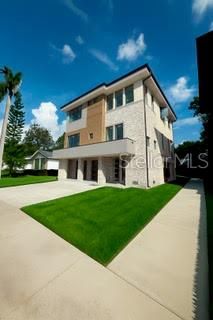 1943 SHORE ACRES BOULEVARD NE