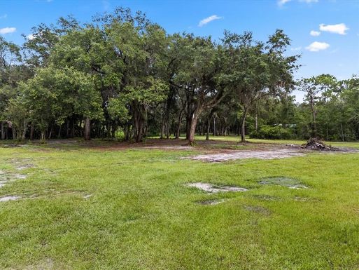 1275 ARAPAHO TRAIL
