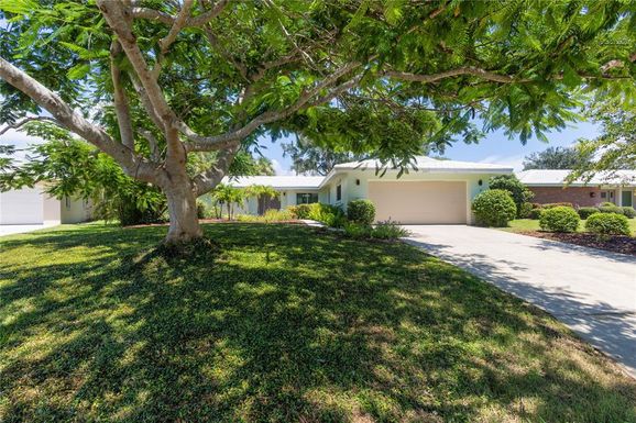 3337 SPRING MILL CIRCLE