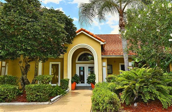 4065 CROCKERS LAKE BOULEVARD UNIT 22