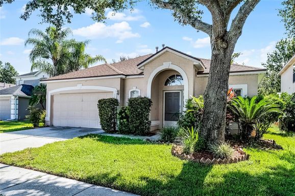 5506 LIGUSTRUM LOOP